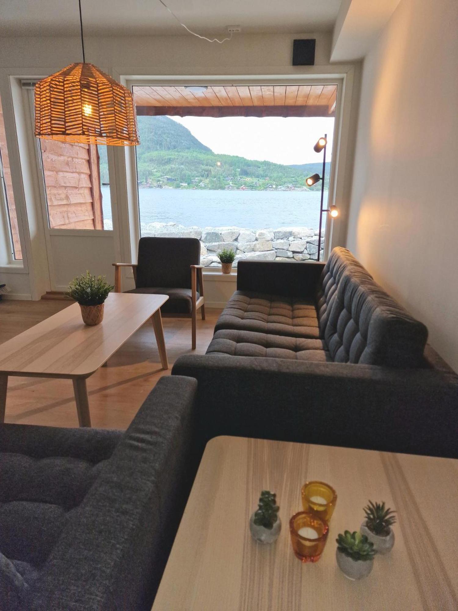 Preikestolen Panorama - Seaside Apartments Jørpeland Eksteriør bilde